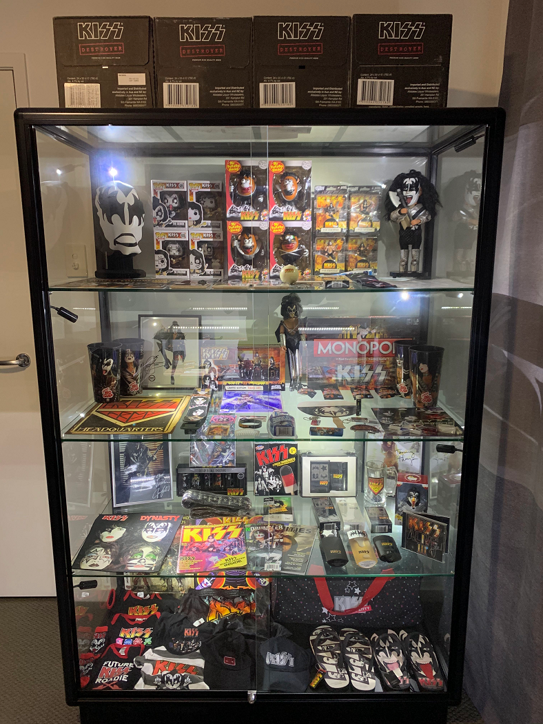 A TGL 1000 Showfront music memorabilia showcase for Kiss memorabilia. 
