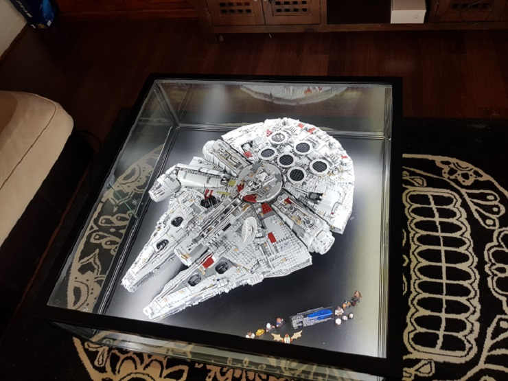 Display your beloved Star Wars toys and Lego with a coffee table toy cabinet from Showfront