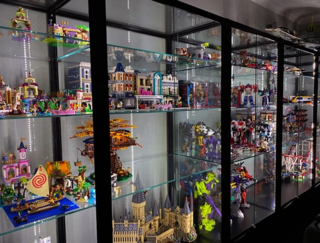 Lego Collectors Display Cabinet