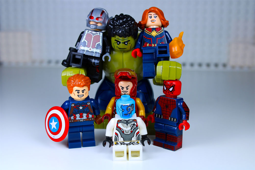 Build your own multiverse with a Marvel Lego display case from Showfront Collectors.