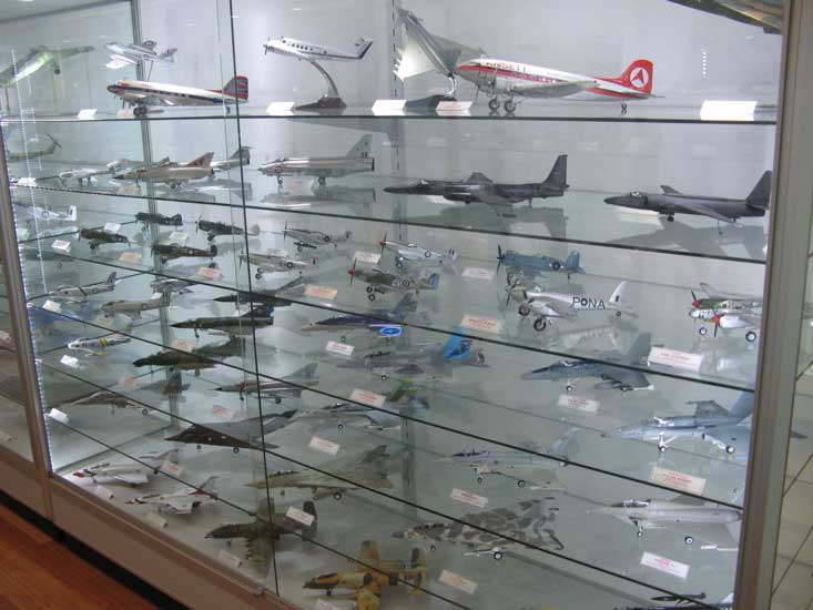 model aircraft display case