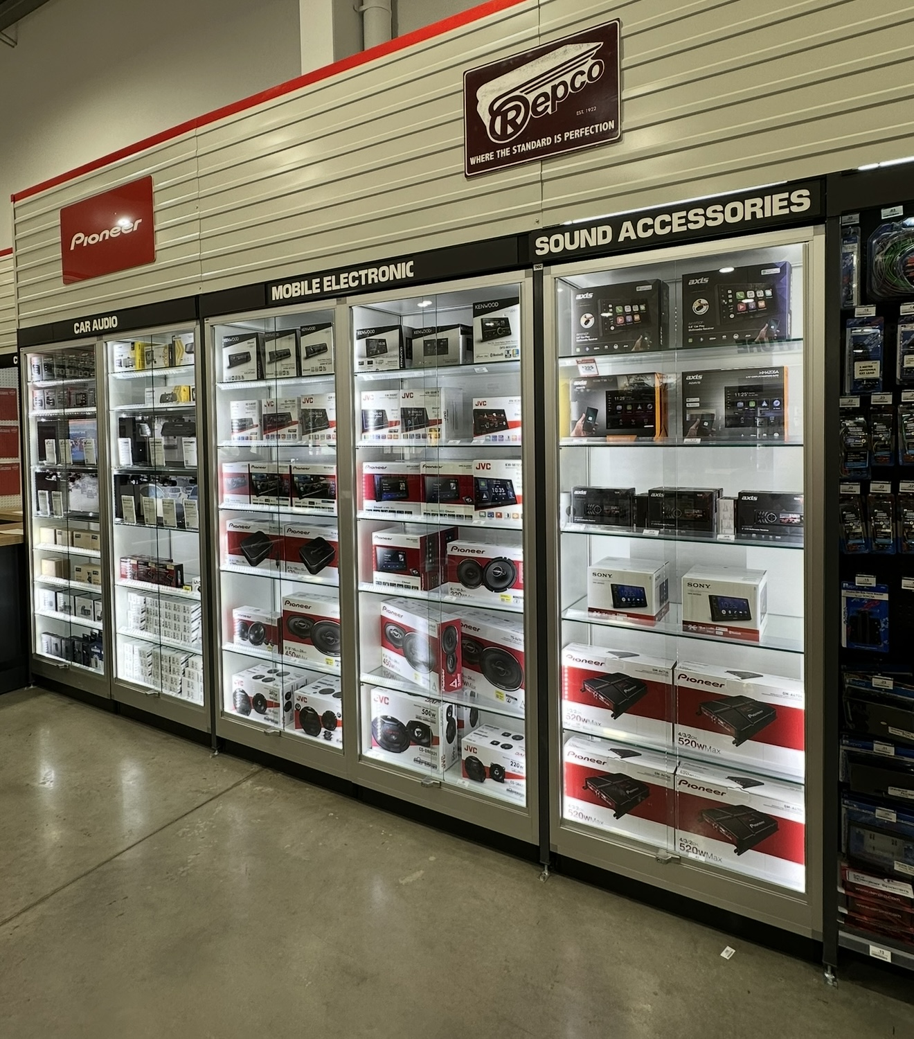 Showfront’s high-performance tech retail display cases and shelving.