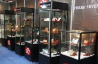 Hire Pedestal Cube Display Cabinets