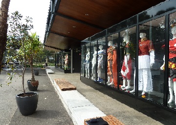 Custom Mannequin display cabinets by Showfront 2