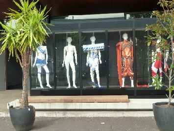Custom Mannequin display cabinets by Showfront 6