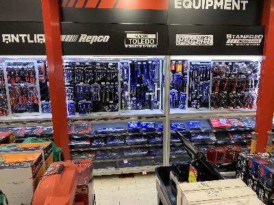 Store Display cabinets at Repco Bayswater Nunawading 2019 by Showfront 10