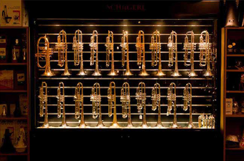 Musical Instrument Display Cases at Melbourne Brass n' Woodwind - custom built by Showfront Musical Instrument Display Cases at Melbourne Brass n' Woodwind - custom built by Showfront