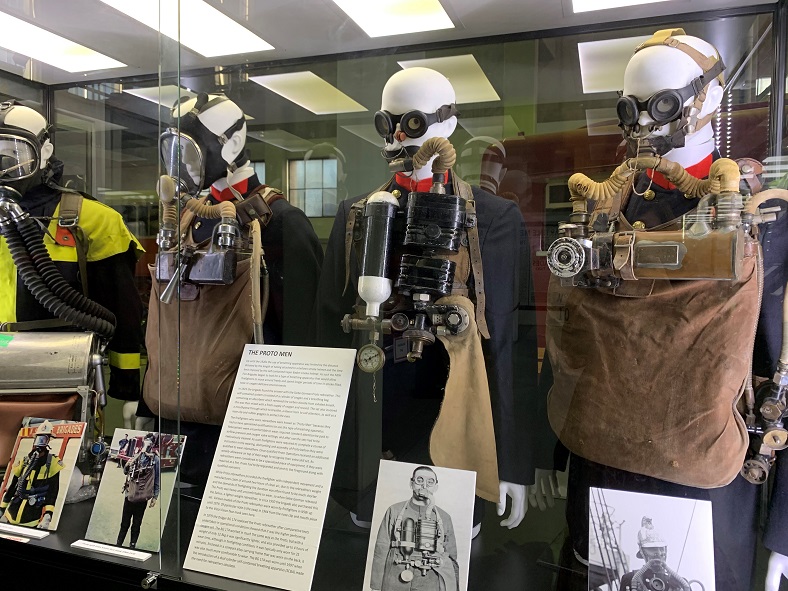 The new breathing apparatus exhibit is housed safely in this custom Showfront Museum display case.