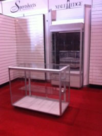 Full Glass Counter