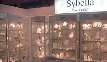 Hire Jewellery Display Cabinets by Showfront