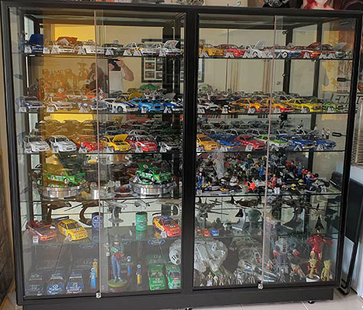 Darryls' diecast model race car collection looks amazing in this Showfront TGL 2000 glass model display cabinet.