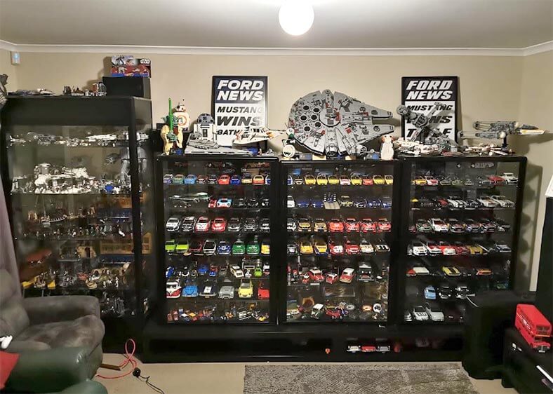 This Showfront client’s huge diecast model car collection takes up an entire wall, so required a combination of a TPFL 1200 and wide customised glass model display cases.