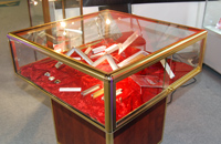 Custom Mushroom Display Case by Showfront